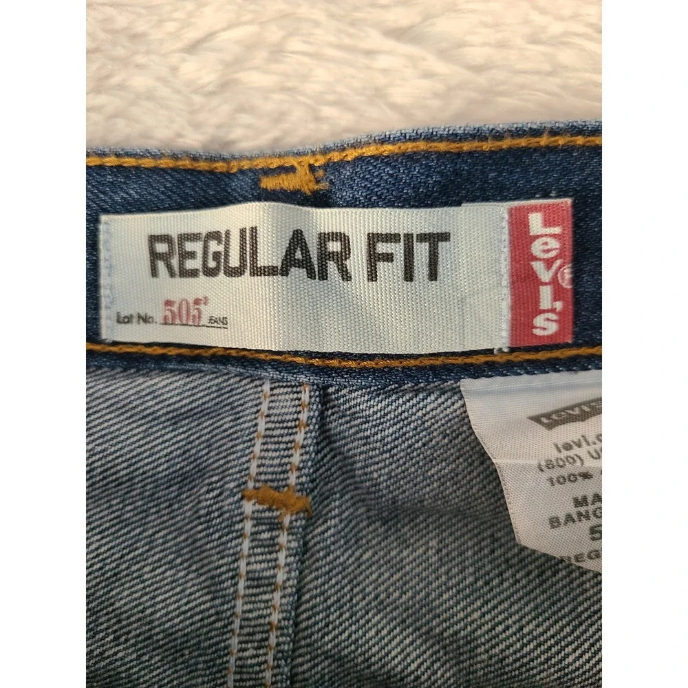 Levis 505 Regular Fit Jeans Mens 36x36 Medium Wash Blue Straight Leg Denim